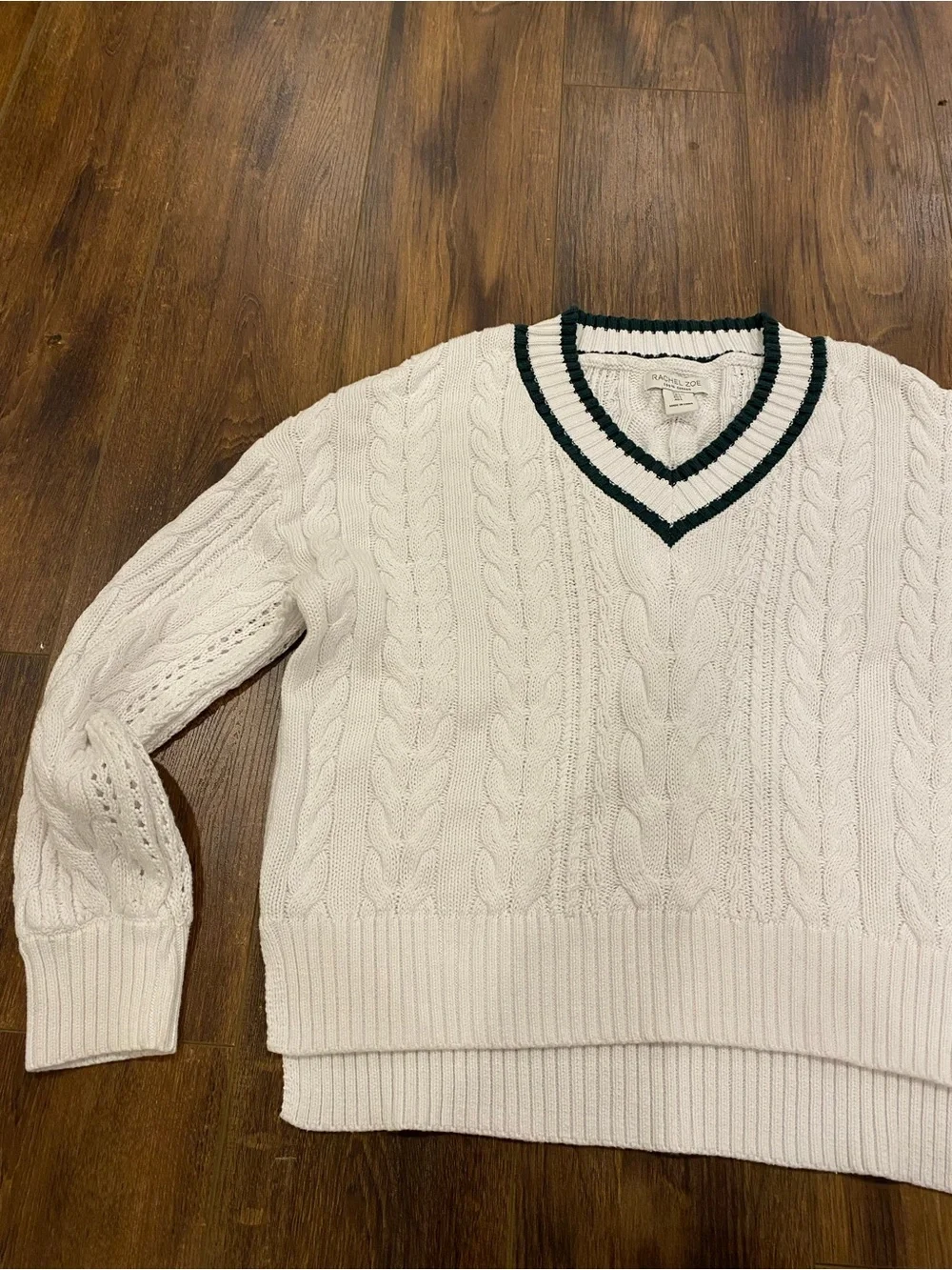 Cotton cable knit V neck sweater - Picture 6 of 10